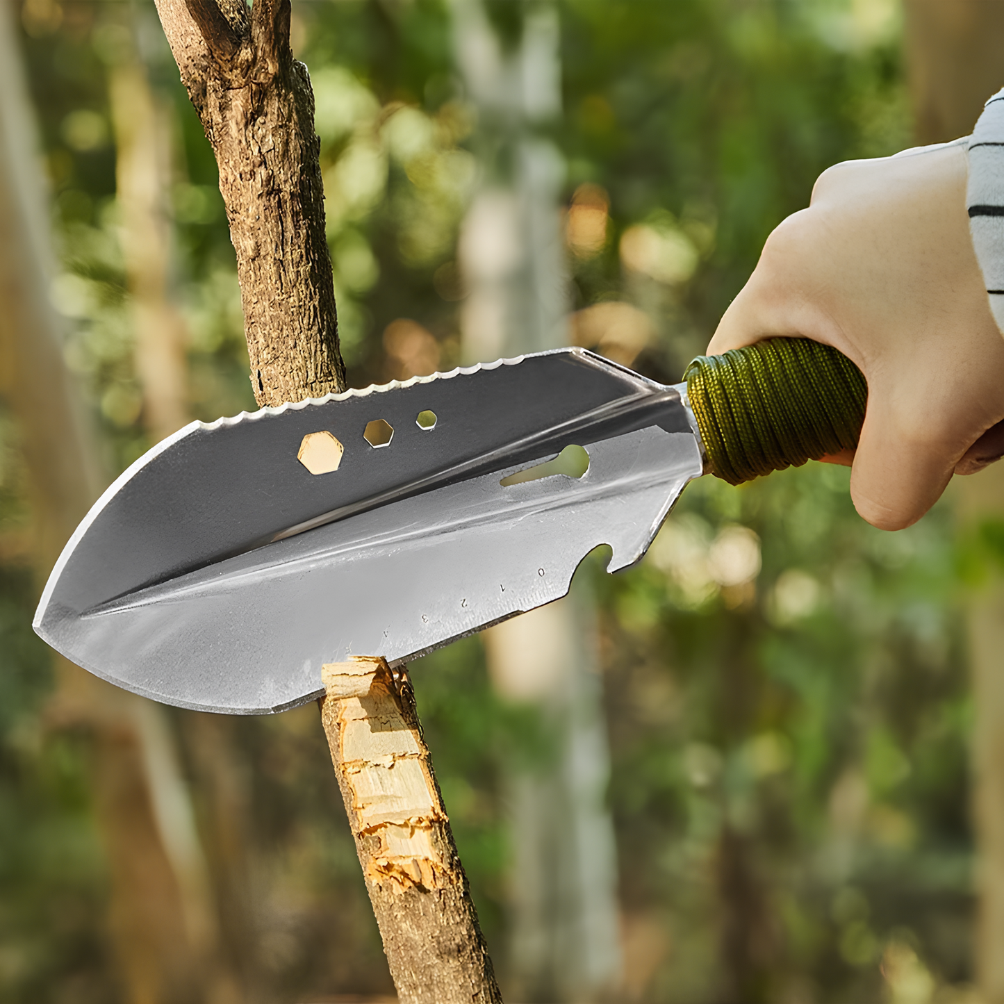 Rivoraa™ Portable Outdoor – Travel & Garden Tool