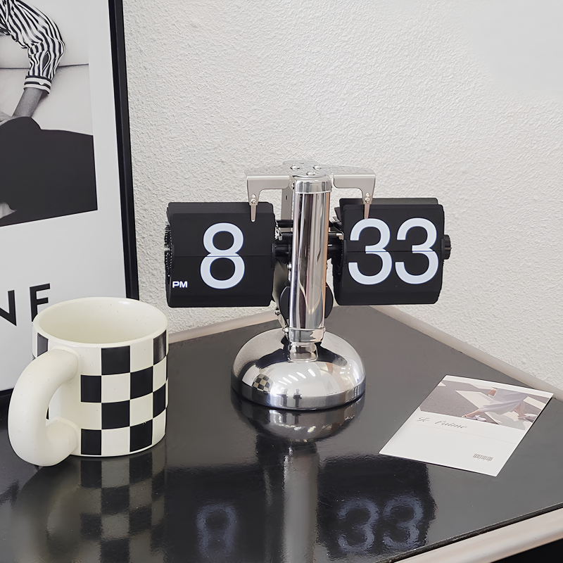 ساعة ريفورا™ الأوتوماتيكية - ساعة ذات صفحة قابلة للتقليب التلقائي